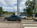 В Луганске водитель сбил женщину с ребенком на пешеходном переходе
