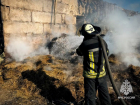 Около 15 тонн сена сгорело при пожаре в частном подворье Станицы Луганской ЛНР