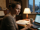 «Одолжи на пару часов» — преподаватель музыки в Луганске потеряла 140 тысяч рублей