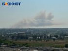 Луганск обстреляли, над городом виден столб дыма