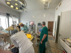 Красноярские хирурги и травматологи спасают жизни пациентов из Свердловска ЛНР