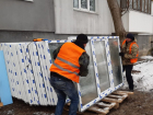 В Лисичанске ЛНР продолжается ремонт жилых домов после обстрелов
