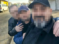 Миграционный конвейер: как в ЛНР незаконно легализовали мигрантов