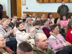 В Луганске прошел праздничных концерт для подопечных организации инвалидов «Путь добра»