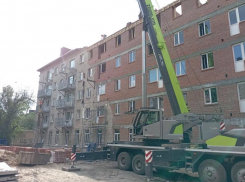 В Луганске завершается восстановление дома, разрушенного ударом ВСУ