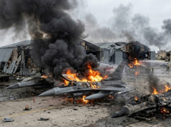 Сводка СВО к 27 февраля: ВСУ избежали окружения у границы с Россией и сожжённые истребители НАТО в Чернигове