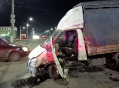 При ДТП в Луганске погибли два человека