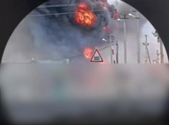 Момент удара ВСУ по АЗС в Старобельске ЛНР попал на видео
