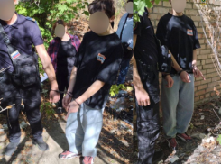 В Лутугино ЛНР подросток попался с крупной партией наркотика