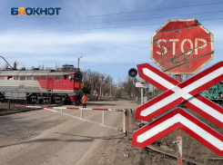 Луганских железнодорожников заставляли работать ночью, несмотря на военное положение