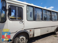 В Новодружеске ЛНР дрон атаковал рейсовый автобус, пострадали люди, есть погибший