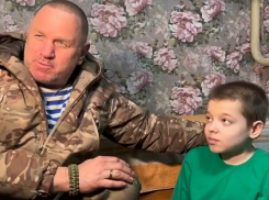 На Луганщине мальчик со СМА помогает фронту