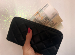 Прибавка 4 254 рубля: кому поднимут зарплату в ЛНР