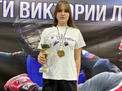 Школьница из Свердловска ЛНР стала чемпионкой по универсальному боксу