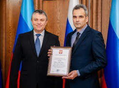 Благодарностью президента отметили водителя подстанции скорой помощи №1 Луганска