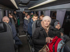 В Сочи отправились пять семей погибших участников СВО из ЛНР