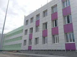 Гимназия № 60 в Луганске готовится к новому учебному году