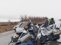 Два пассажира погибли, а водители в реанимации после аварии в Лутугинском районе ЛНР