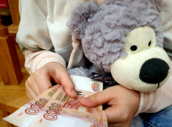 Сертификаты на маткапиталы до 775 000 рублей оформили уже тысячи семей в ЛНР