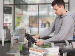 31-летний житель ЛНР нарвался на уголовку из-за чужой банковской карты