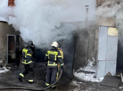 Один человек погиб и двое пострадали в огне в ЛНР