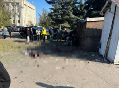 В центре Луганска прогремел взрыв, есть пострадавшие: не исключена версия теракта