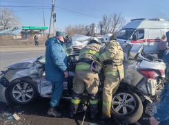 В Георгиевке ЛНР в аварии погибли три человека, в том числе, один ребенок