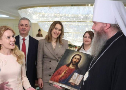 Во Владимире "воскресили" иконы Луганска