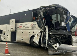 Пострадавших в ДТП с автобусом "Москва-Стаханов" эвакуировали в Луганск