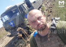 Укронациста, бомбившего Луганск, нашли с помощью голых фото его любовницы