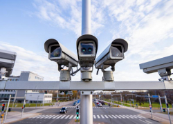 На дорогах ЛНР установят камеры и весовой контроль