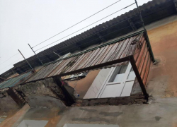Правоохранители нашли виновных в обрушении балкона в Счастье