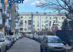 МФЦ ЛНР займется регистрацией автомобилей, лицензированием такси и оформлением ОСАГО