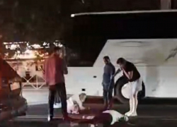 В центре Краснодона ЛНР сбили двух женщин