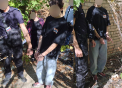 В Лутугино ЛНР подросток попался с крупной партией наркотика