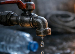 В Луганске часть улиц осталась без воды из-за поломки на насосной станции
