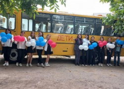 19 новых школьных автобусов приехали в учреждения образования ЛНР из Ростова-на-Дону 