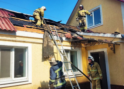 В Луганске семья чуть не лишилась крыши над головой из-за пожара