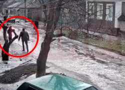 Полицейские задержали луганчанина, который гнался за 12-летней девочкой
