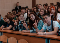 С платного обучения на бюджет в новом учебном году смогут перевестись участники СВО и их дети 