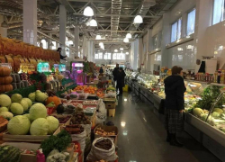 Вместо ларьков - торговые центры: в Луганске разрабатывают пятилетний план развития рынков 
