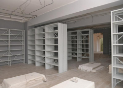 Интерактивная панель, компьютеры и телевизоры: в Свердловске заканчивается ремонт библиотеки Дома культуры 