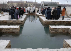 Жители Луганска смогут добраться на Крещенские купания на общественном транспорте 