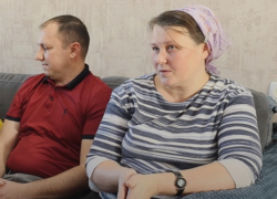 Воспитывающей 13 детей жительнице ЛНР присвоили звание «Мать-героиня»