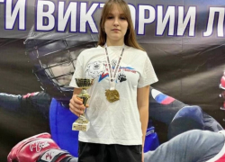 Школьница из Свердловска ЛНР стала чемпионкой по универсальному боксу