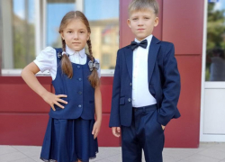 Почти две тысячи комплектов школьной формы юным луганчанам передала Брянская швейная фабрика 