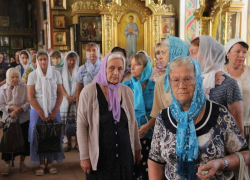 Мощи Георгия Победоносца доставили из Луганска в ДНР: сейчас они в пережившем обстрелы ВСУ соборе Мариуполя 