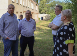 Пришкольные яблоневые сады появятся в Антрацитовском районе  