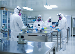 Профессор из США подтвердил работу 36 биолабораторий на Украине