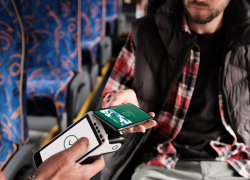 Благодаря предложению от платежной системы «Мир» пассажиры общественного транспорта уже сэкономили 1,2 млн рублей